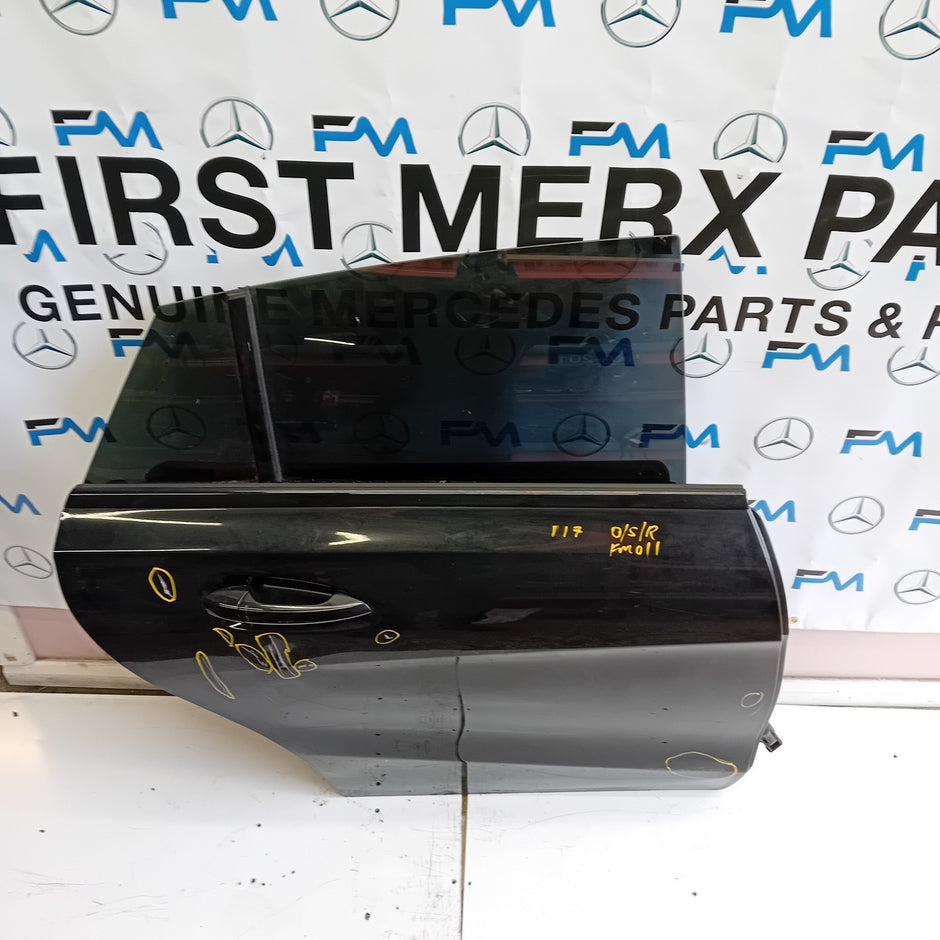 MERCEDES BENZ CLA-CLASS W117 DRIVER SIDE REAR DOOR ( OFF SIDE REAR ) FM011