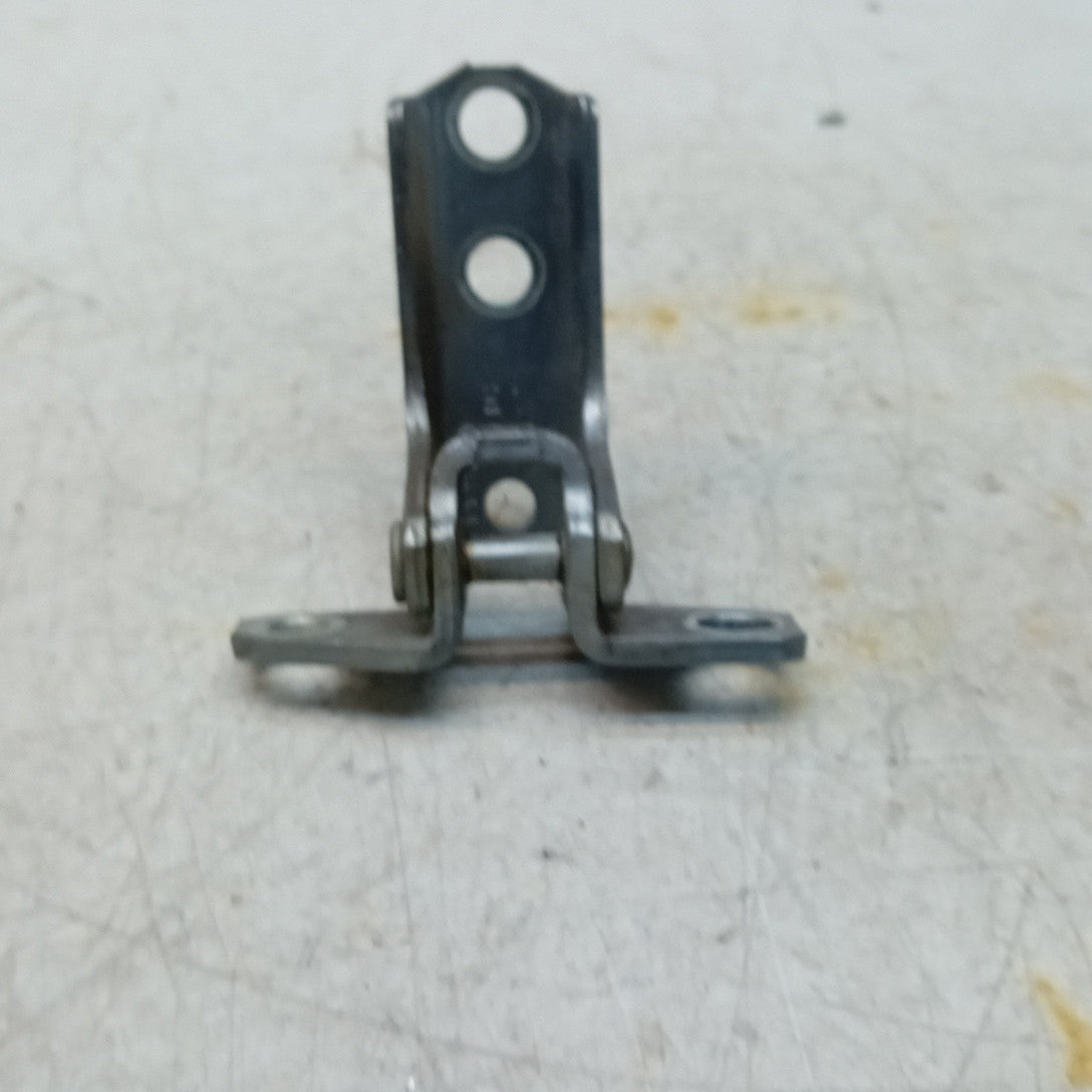 MITSUBISHI OUTLANDER MK3  FRONT DOOR HINGE PANEL E1 A046834 FM001642