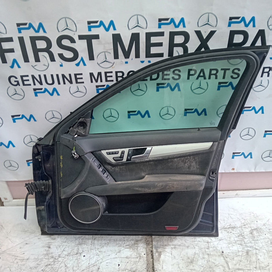 MERCEDES BENZ C-CLASS W204 DRIVER SIDE FRONT DOOR O/S/F BLUE COMPLETE FMD140