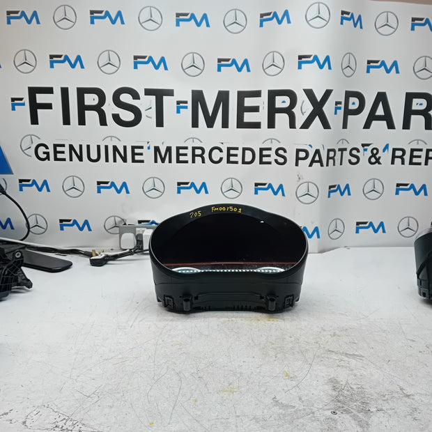 MERCEDES C-CLASS W205 SPEEDOMETER INSTRUMENT CLUSTER BLACK A2059009215 FM001501