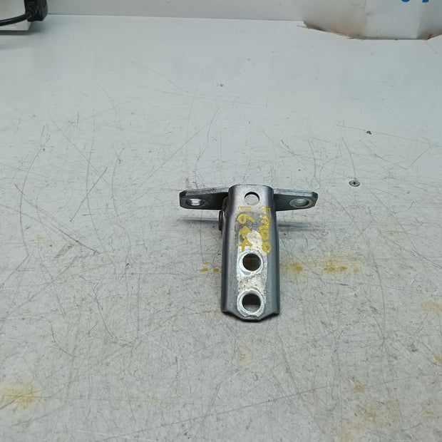 MITSUBISHI OUTLANDER MK3  FRONT DOOR HINGE PANEL E1 A046834 FM001644