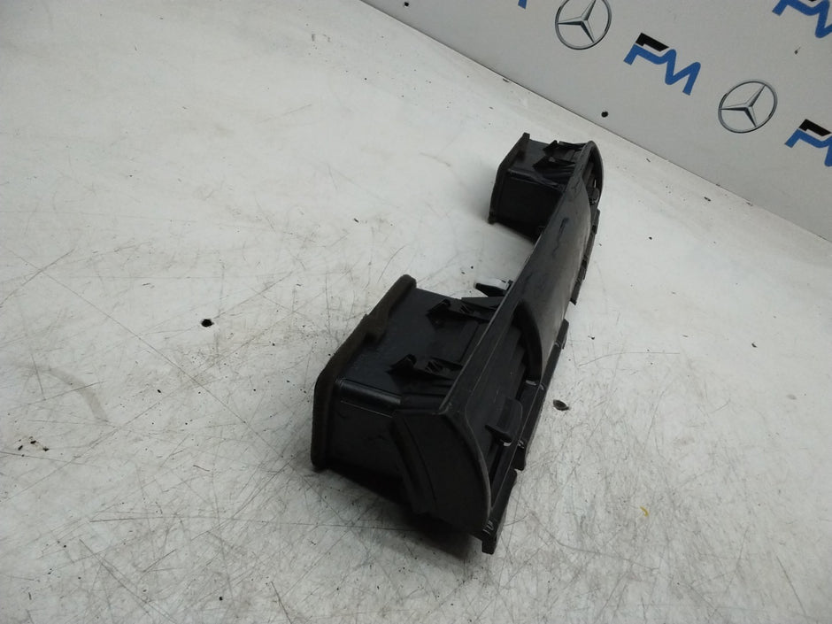 MITSUBISHI OUTLANDER PASSENGER SIDE DASH AIR VENT 8055A056YA FMR48