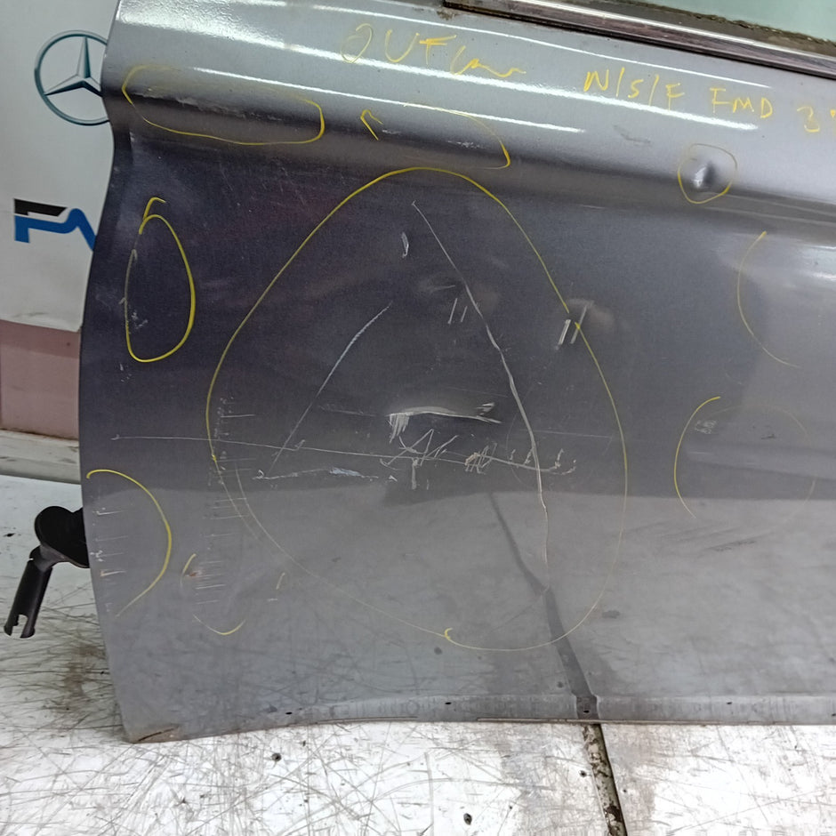 MITSUBISHI OUTLANDER MK3 PASSENGER FRONT DOOR NSF GREY COMPLETE FMD380