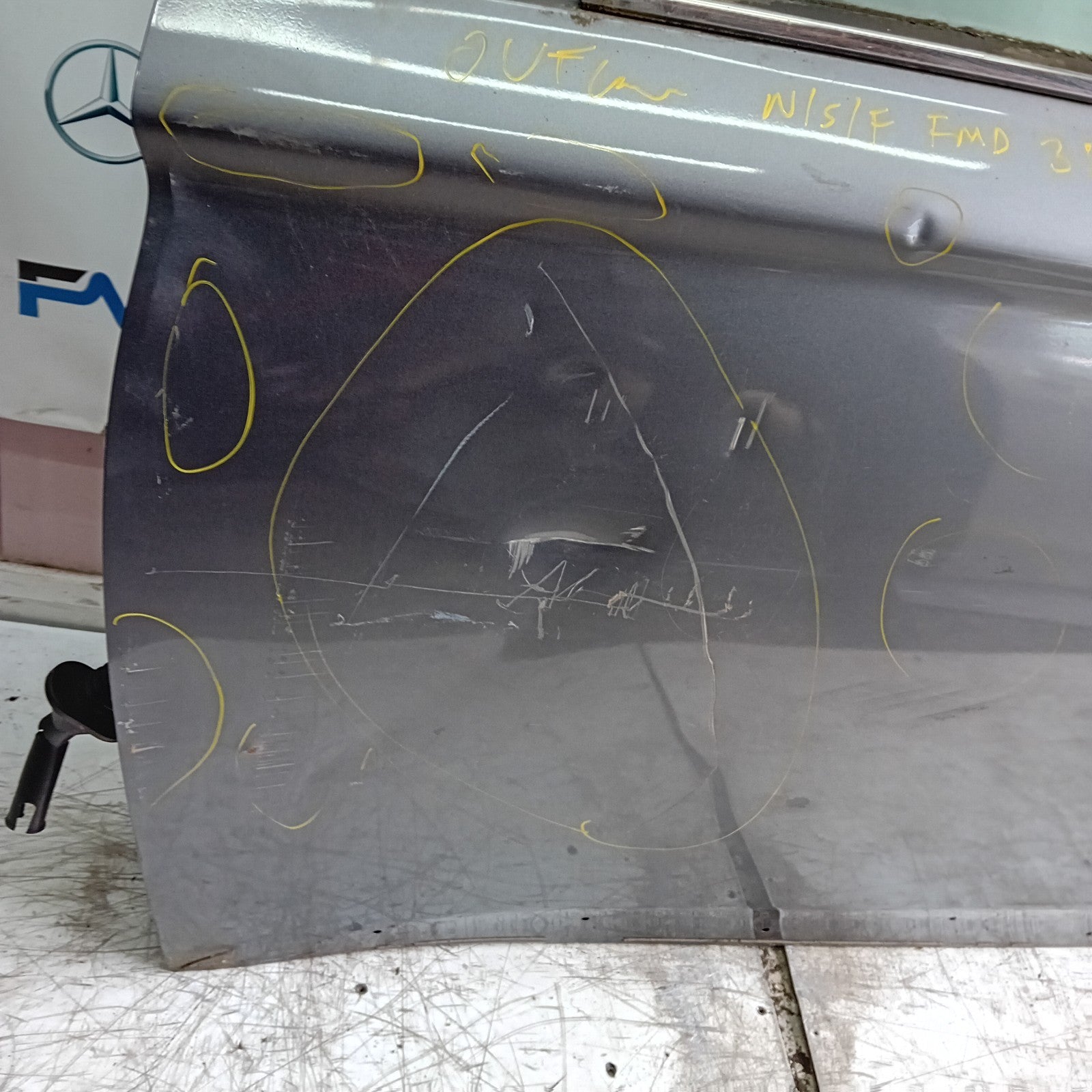 MITSUBISHI OUTLANDER MK3 PASSENGER FRONT DOOR NSF GREY COMPLETE FMD380