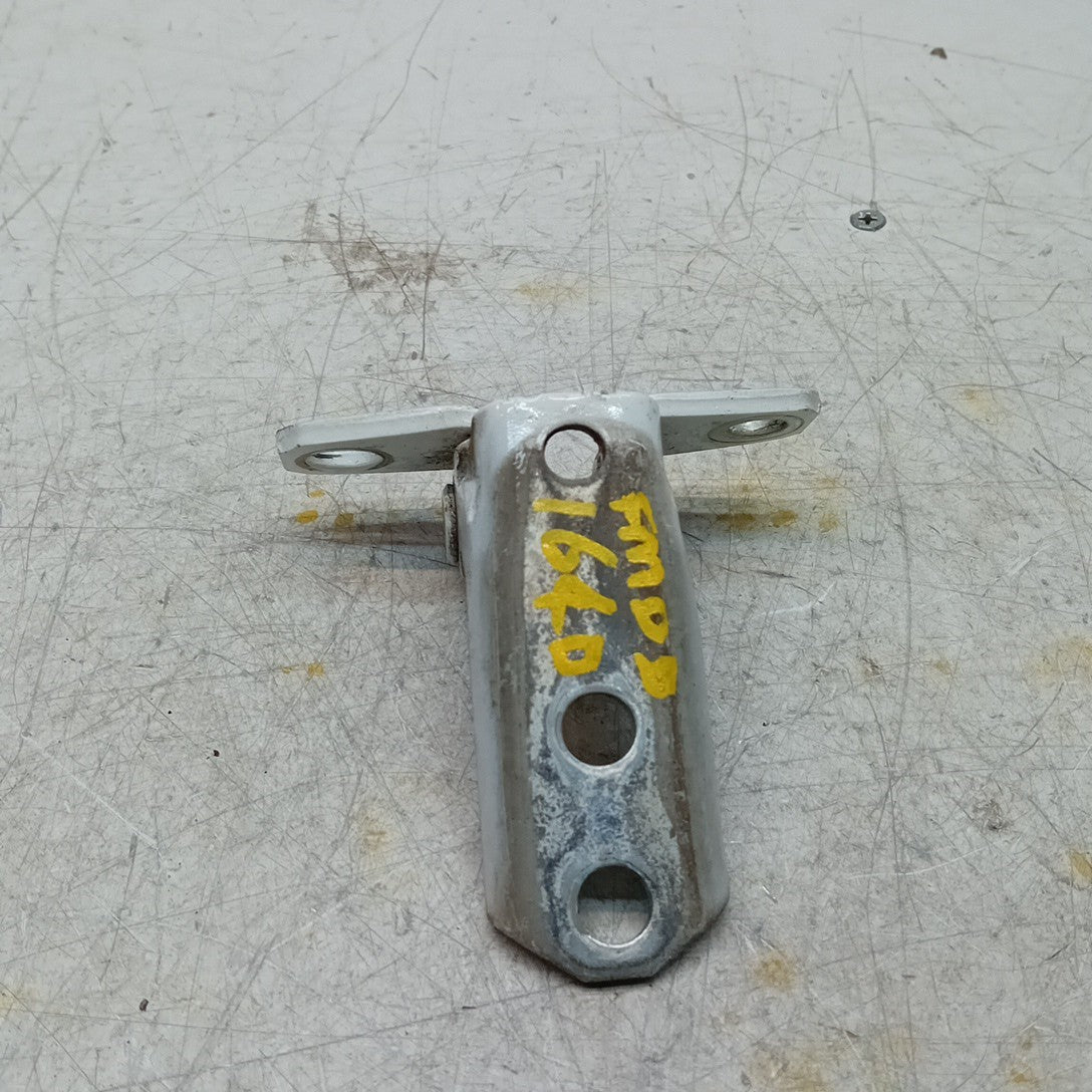 MITSUBISHI OUTLANDER MK3  FRONT DOOR HINGE PANEL A521 A046834 FM001640