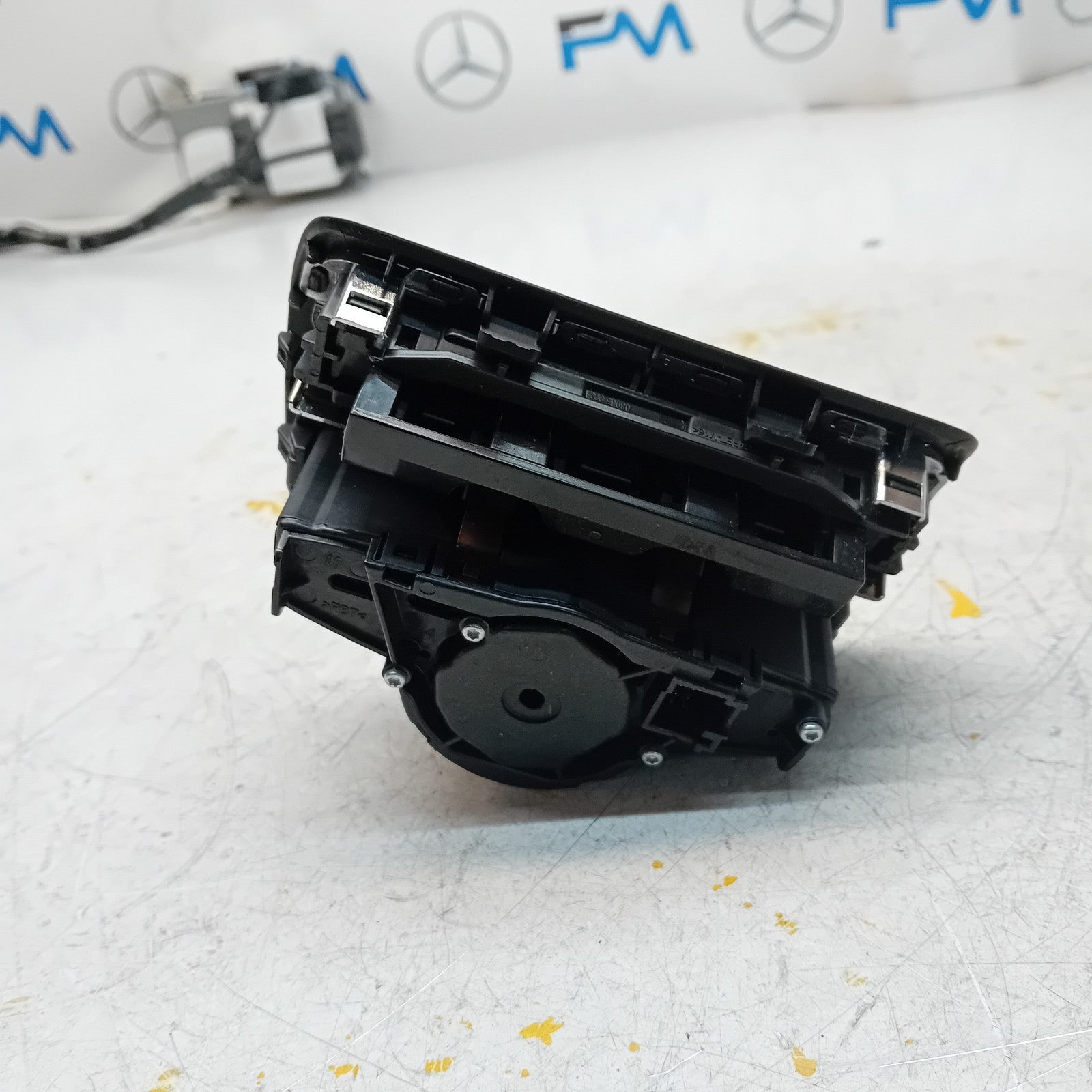 MERCEDES C-CLASS W205 HEADLIGHT CONTROL SWITCH 2014 A2059057007 FM001192