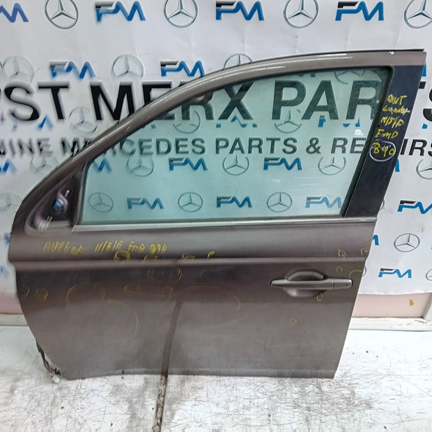MITSUBISHI OUTLANDER MK3 PASSENGER FRONT DOOR NSF 2013  FMD390