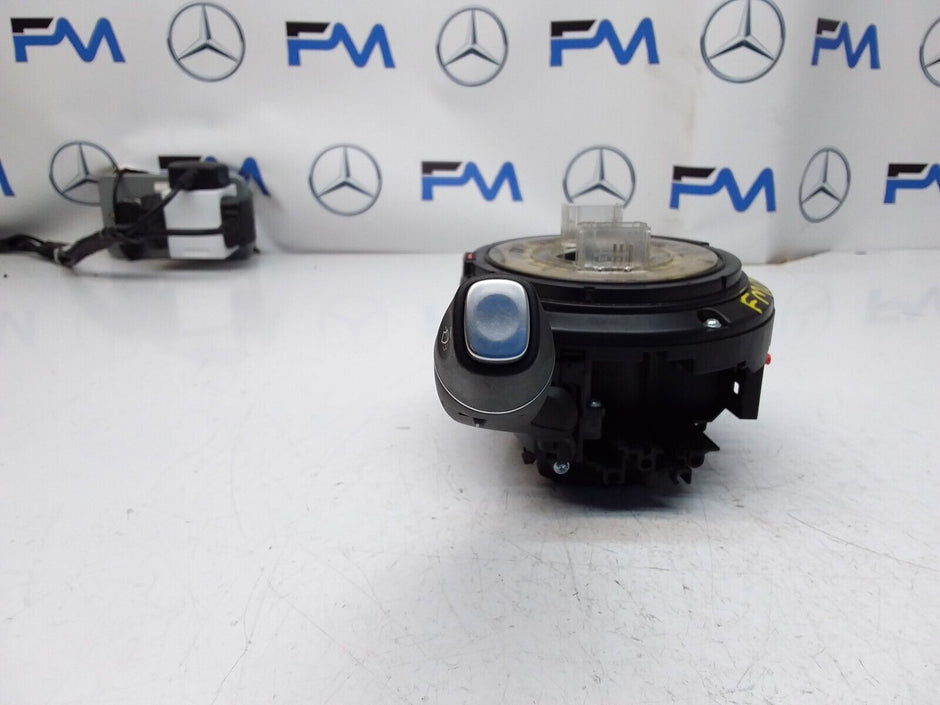 Mercedes  B-CLASS W246 INDICATOR/WIPER GEAR SELECT + SQUIB  2015 FM00539