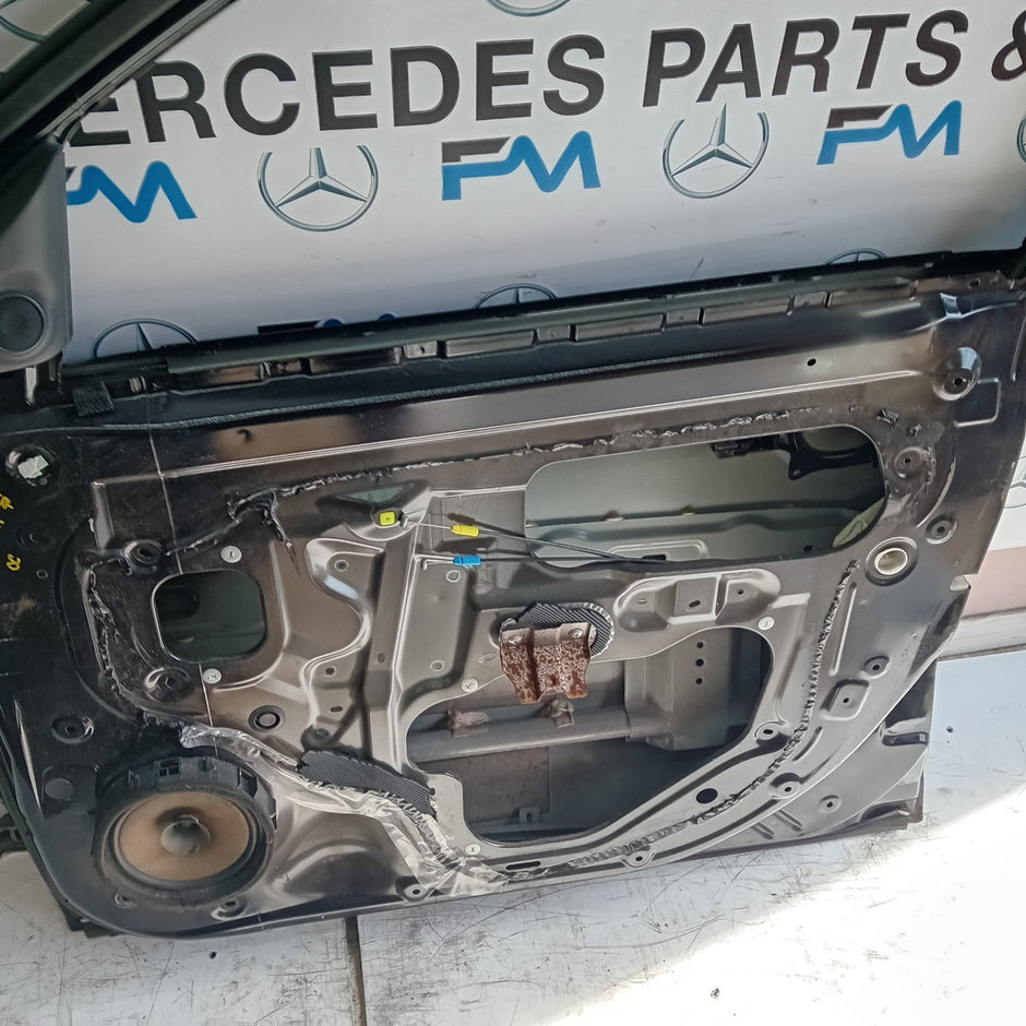 MITSUBISHI OUTLANDER DRIVER SIDE FRONT DOOR O/S/F BLACK FMD118
