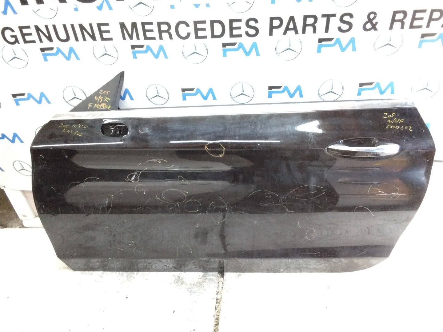 MERCEDES BENZ  C-CLASS W205 PASSENGER FRONT DOOR NSF BLACK 2014-21  FMD602
