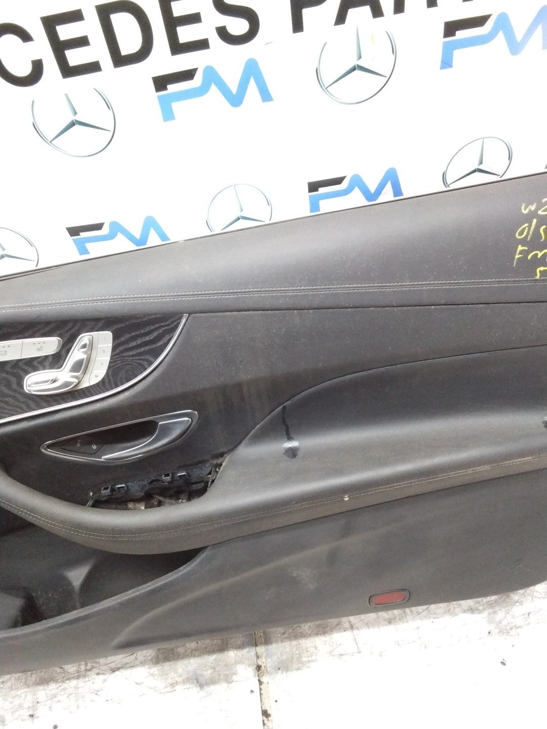 MERCEDES BENZ  E-CLASS W238  DRIVER FRONT DOOR OSF  2017-23 COMPLETE FMD540