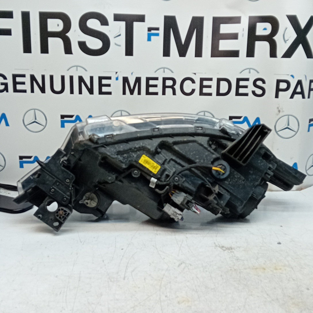 MITSUBISHI OUTLANDER MK3 2015 HEADLIGHT PASSENGER NS LEFT L0094I 1TX1 FM001586