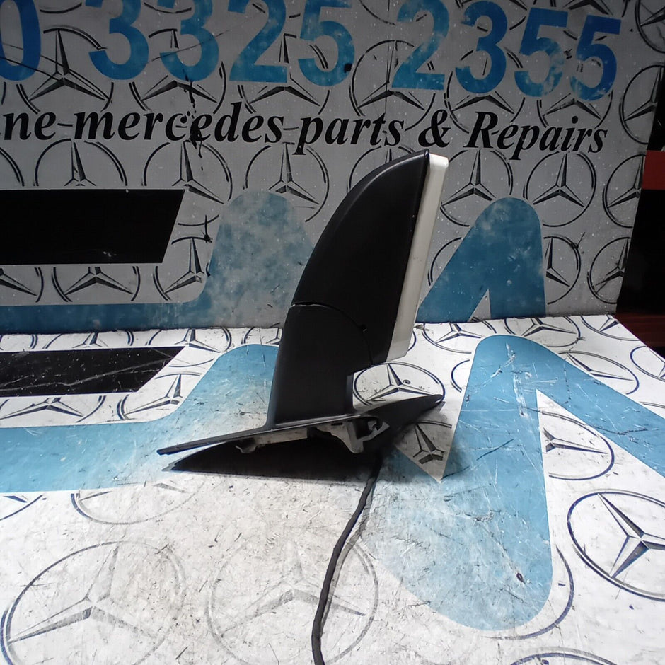 MERCEDES A CLASS W176 2013/2015 N/S PASSENGER MIRROR  WHITE W1768100116