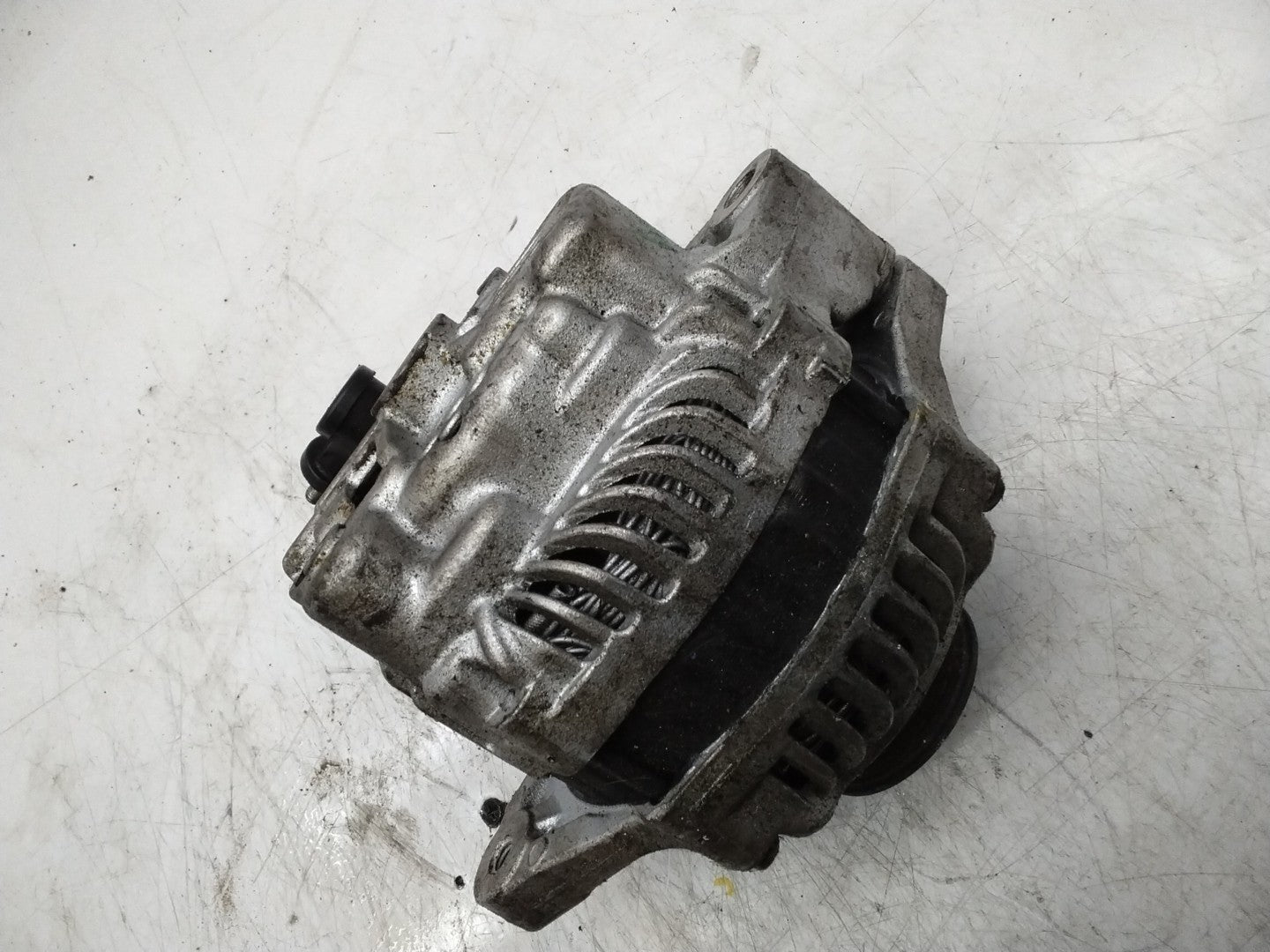 MITSUBISHI OUTLANDER ALTERNATOR  FMR69