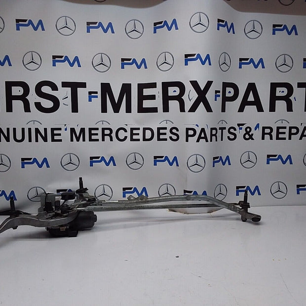 MERCEDES E-CLASS C238 2014-2018 FRONT WIPER MOTOR AND LINKAGE A2388209300FM00194