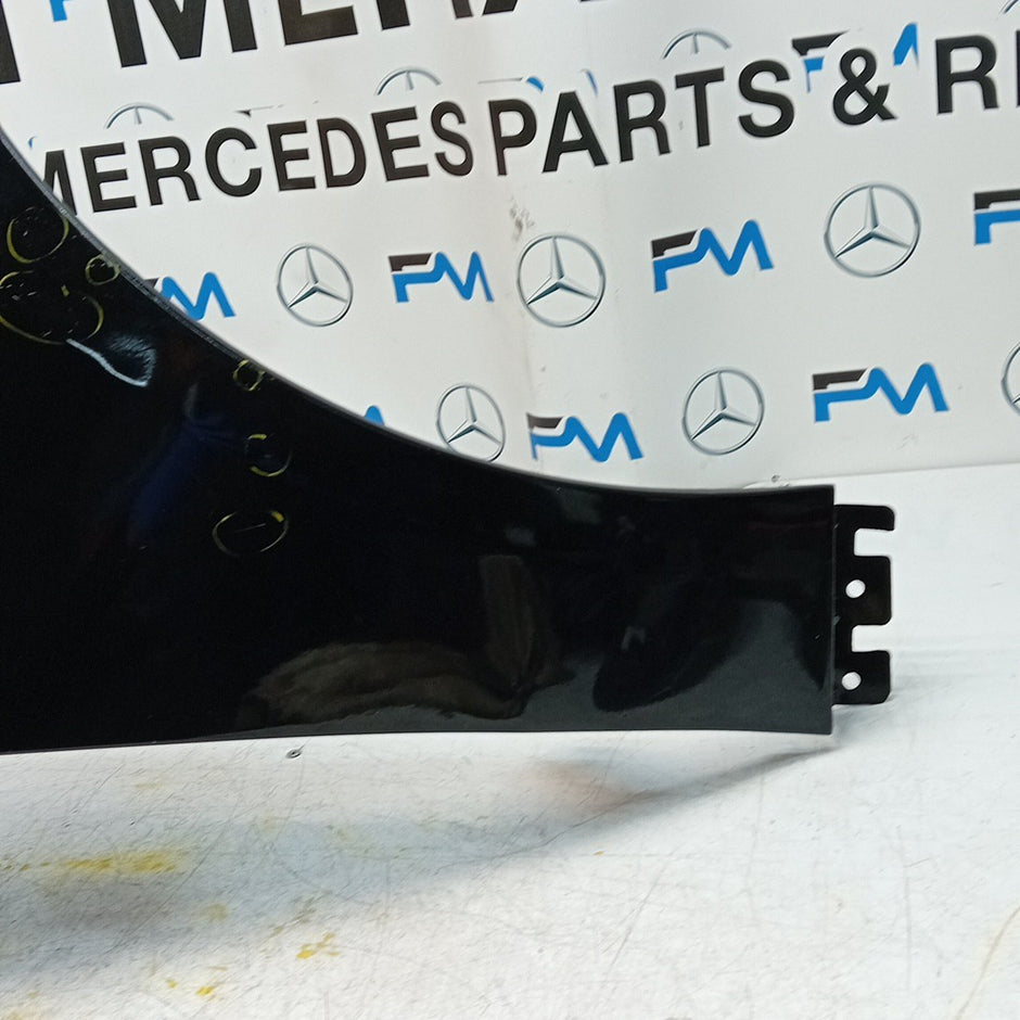 MERCEDES  A-CLASS W177 OS RIGHT DRIVER SIDE WINGS FMW33
