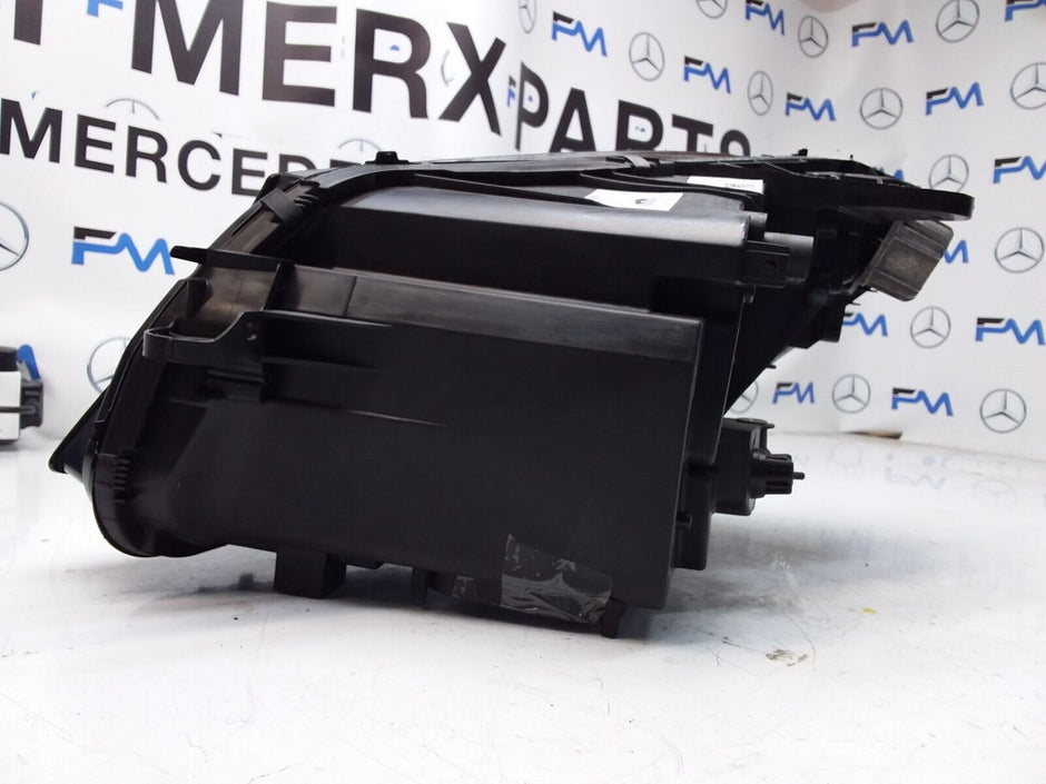 2018 MERCEDES C-CLASS W205 O/S HEADLIGHT  A2059062604 FMH55 LED HIGH PERFORMANCE