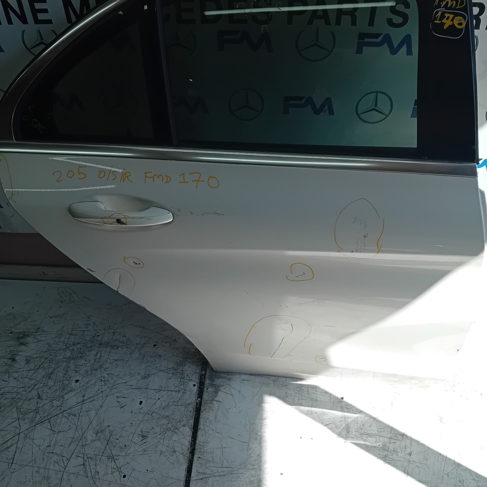 MERCEDES C-CLASS W205 COUP DRIVER REAR DOOR O/S/R WHITE 2014 ON COMPLETE FMD170