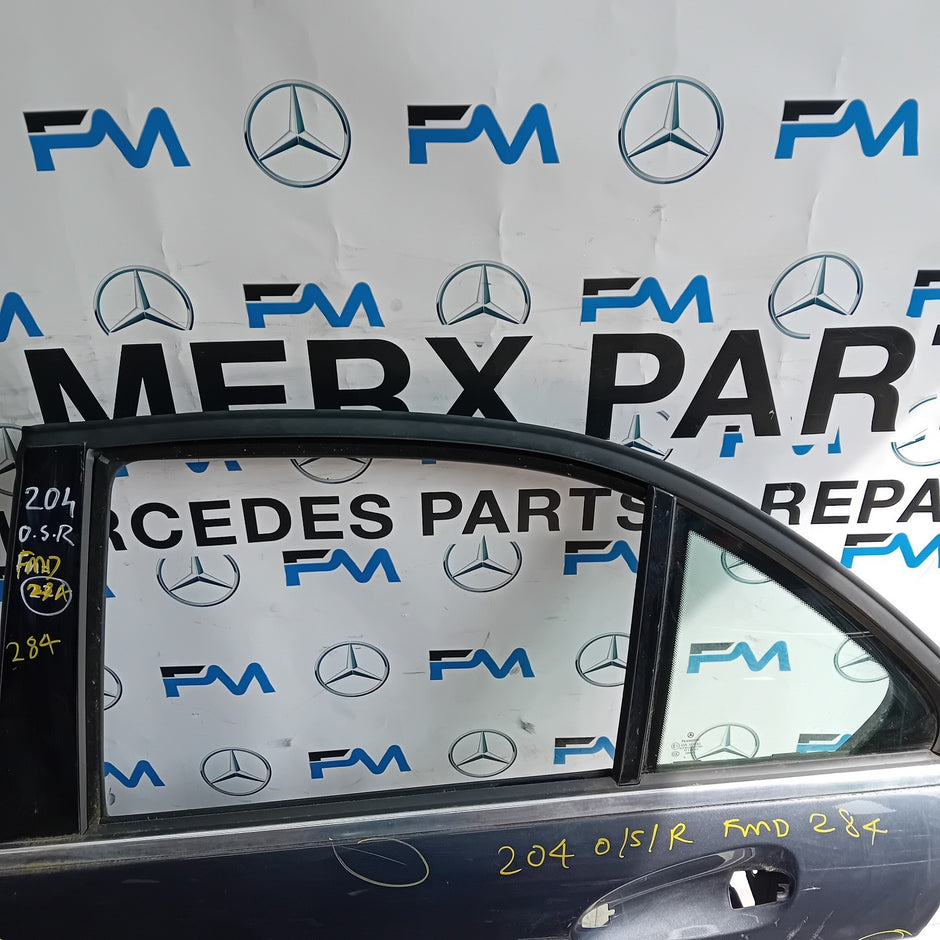 MEECEDES C-C-CLAS W204 SLN DRIVER REAR DOOR OSR 2008-14 GREY FMD284