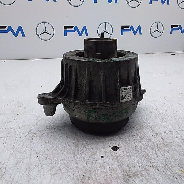 MERCEDES BENZ  C-CLASS W205  ENGINE MOUNT LEFT NS A2052406617 FMR327