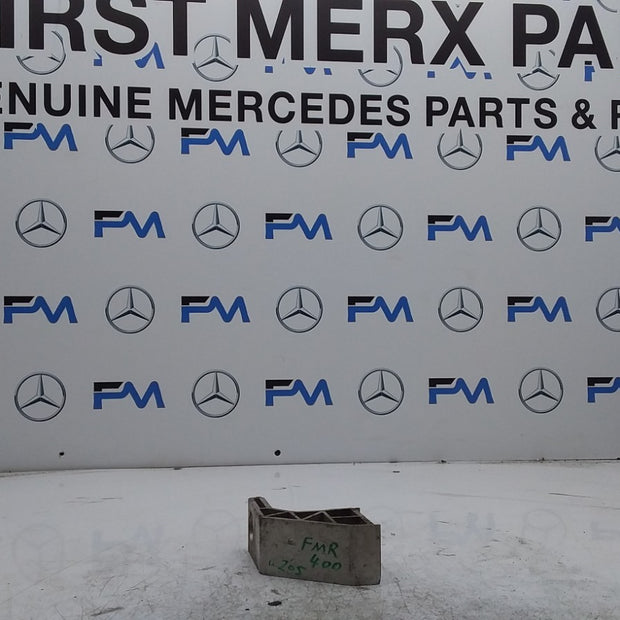 MERCEDES BENZ  C-CLASS  RADIATOR MOUNT BRACKET RIGHT SIDE   FMR400