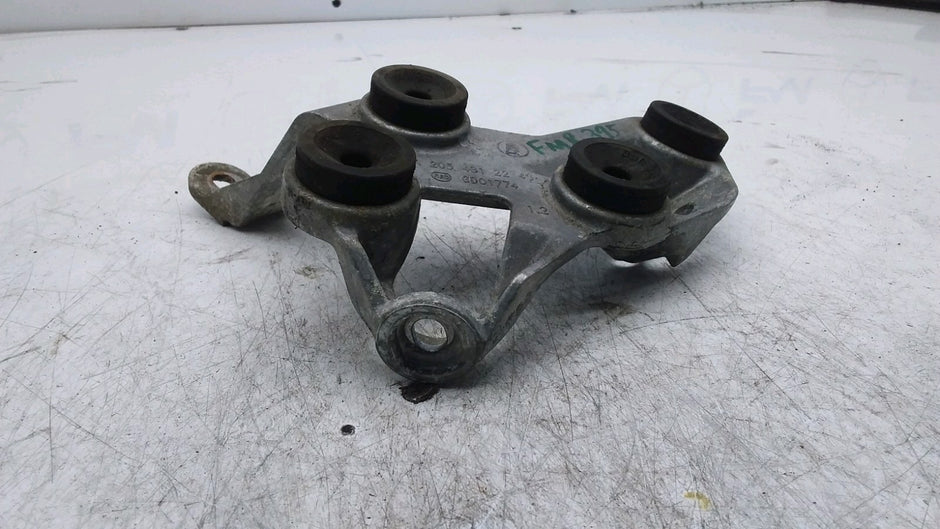 MERCEDES BENZ C-CLASS  ABS PUMP MOUNTING BRACKET A2054312240  FMR395