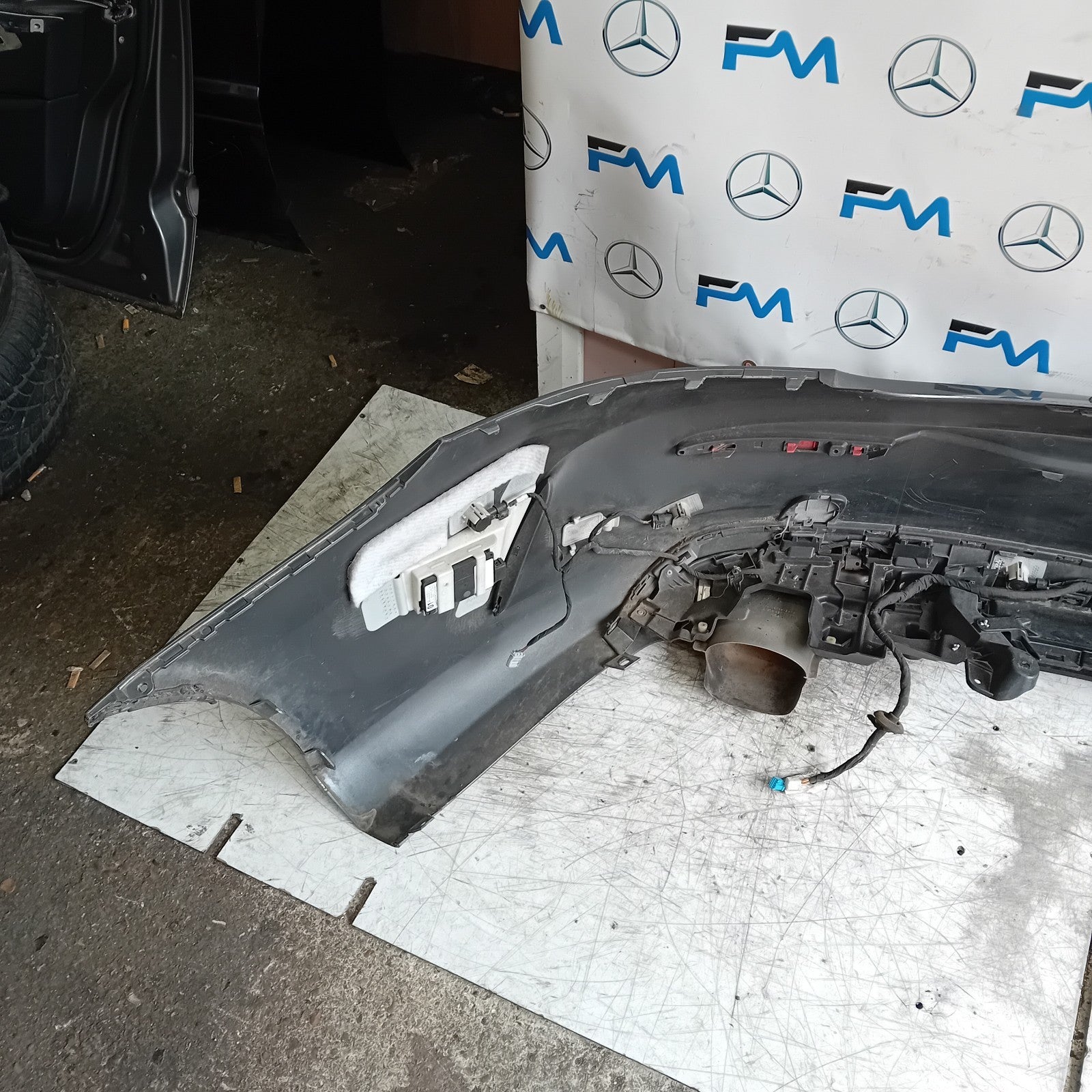 MERCEDES BENZ C-CLASS W205 COUPE REAR BUMPER 2015 GREY FMX60