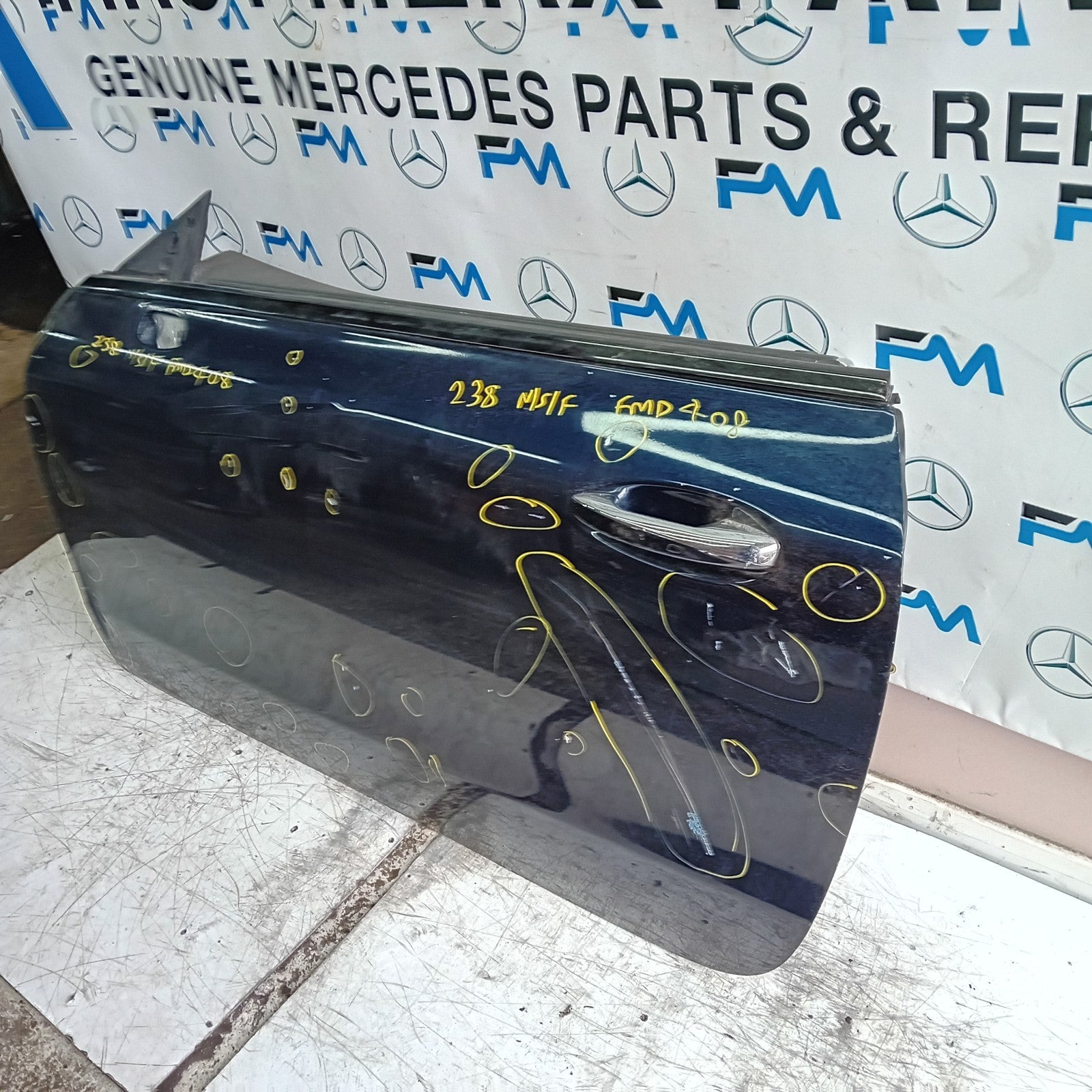 MERCEDES E-CLASS W238 PASSENGER FRONT DOOR NSF 2016 ON BLUE COMPLETE FMD408