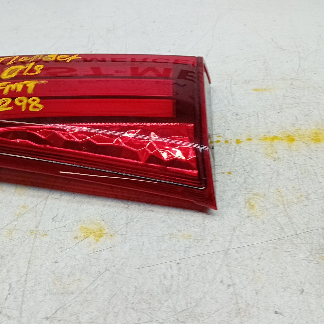 MITSUBISHI OUTLANDER MK3 DRIVER SIDE RIGHT REAR INNER TAIL LIGHT 2013 FMT298