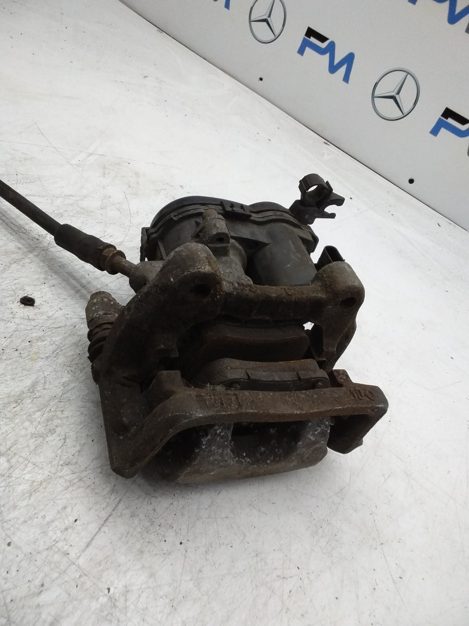 MERCEDES  B-CLASS W246 BRAKE CALIPER REAR LEFT PASSENGER SIDE A2464232198 FMR135
