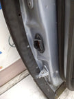 MERCEDES M-CLASS W164  DRIVER FRONT DOOR OSF  2005-2011 SILVER  FMD559