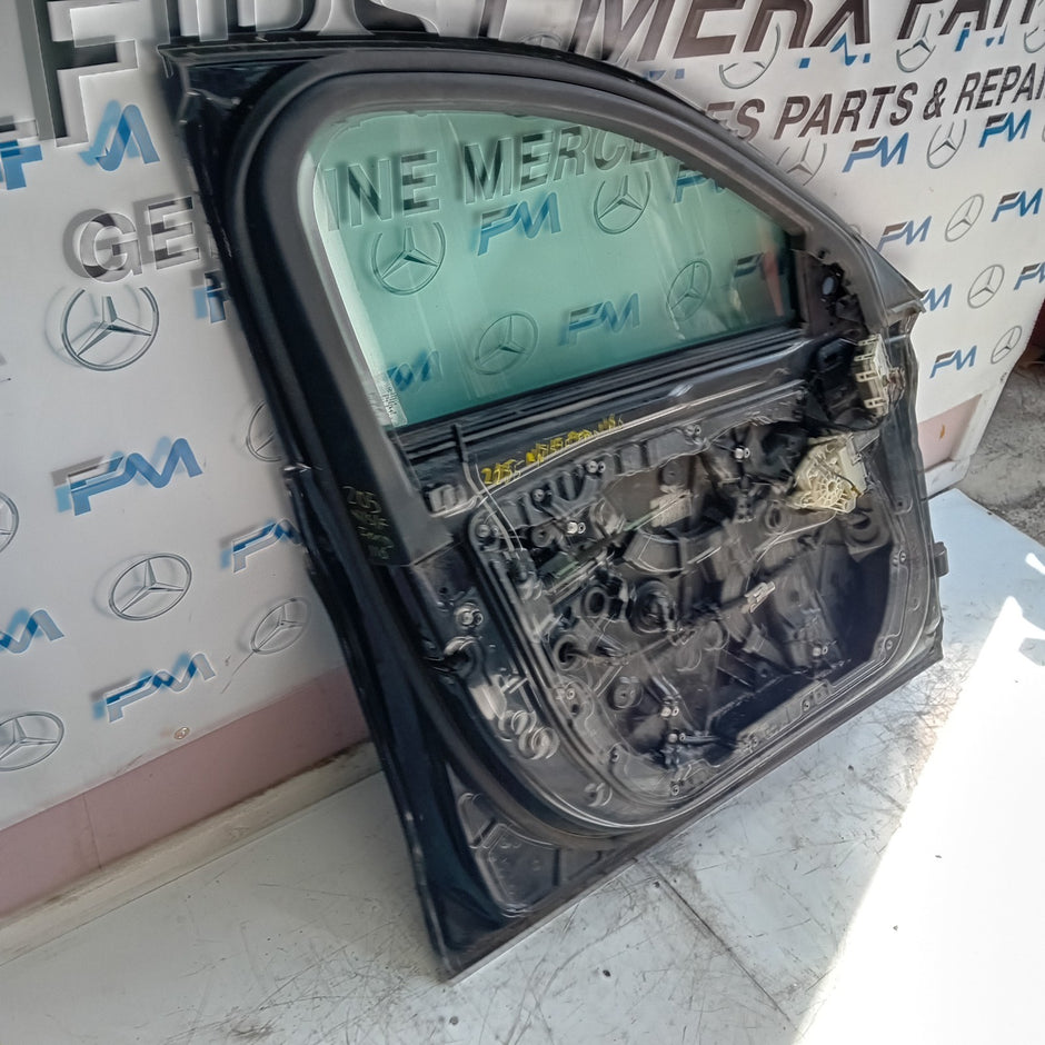 MERCEDES BENZ C-CLASS W205 PASSENGER SIDE FRONT DOOR N/S/F BLACK FMD116