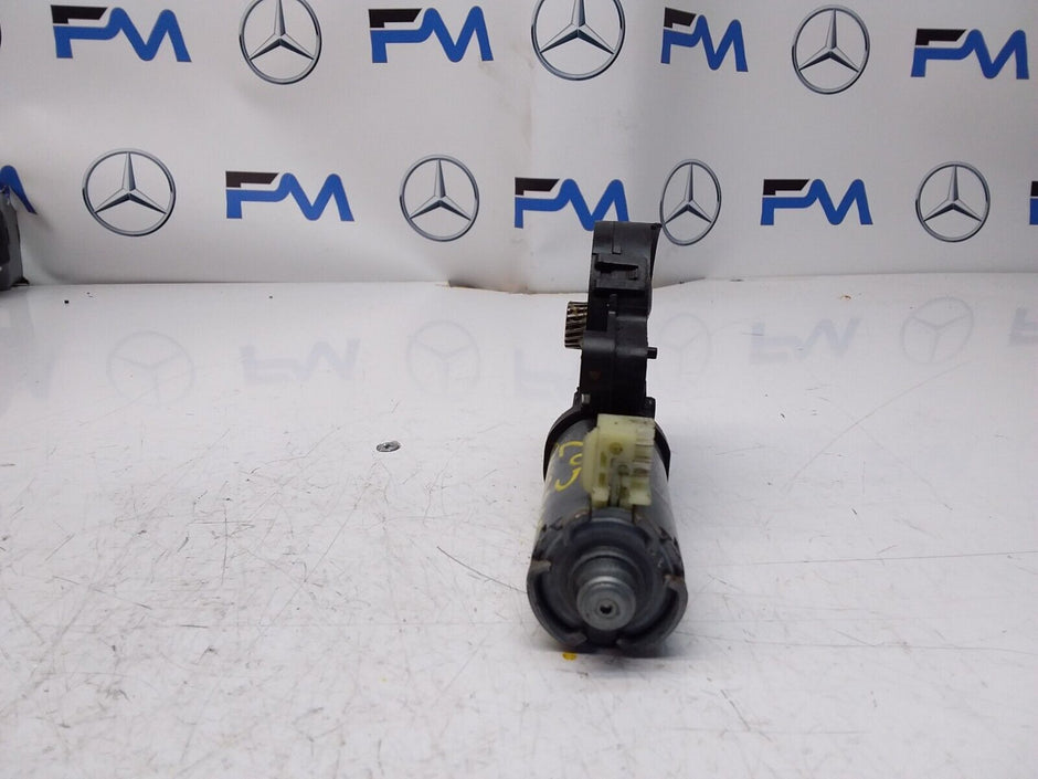 Mercedes C-CLASS W205 2018 Sunroof Motor Regulator 0390200100 FM00443