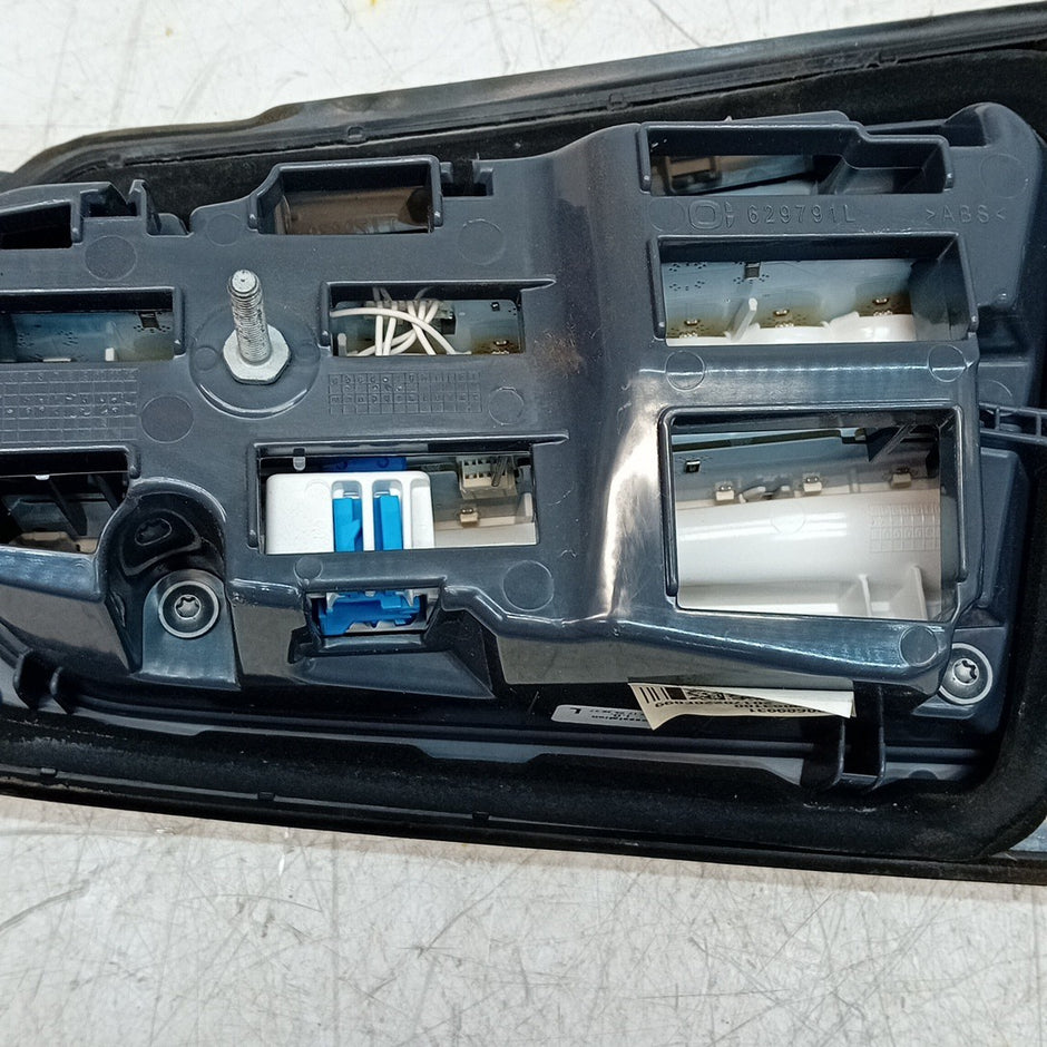 MERCEDES GLC W253 PASSENGER LEFT INNER REAR TAIL LIGHT A2539063100 2017 FMT293