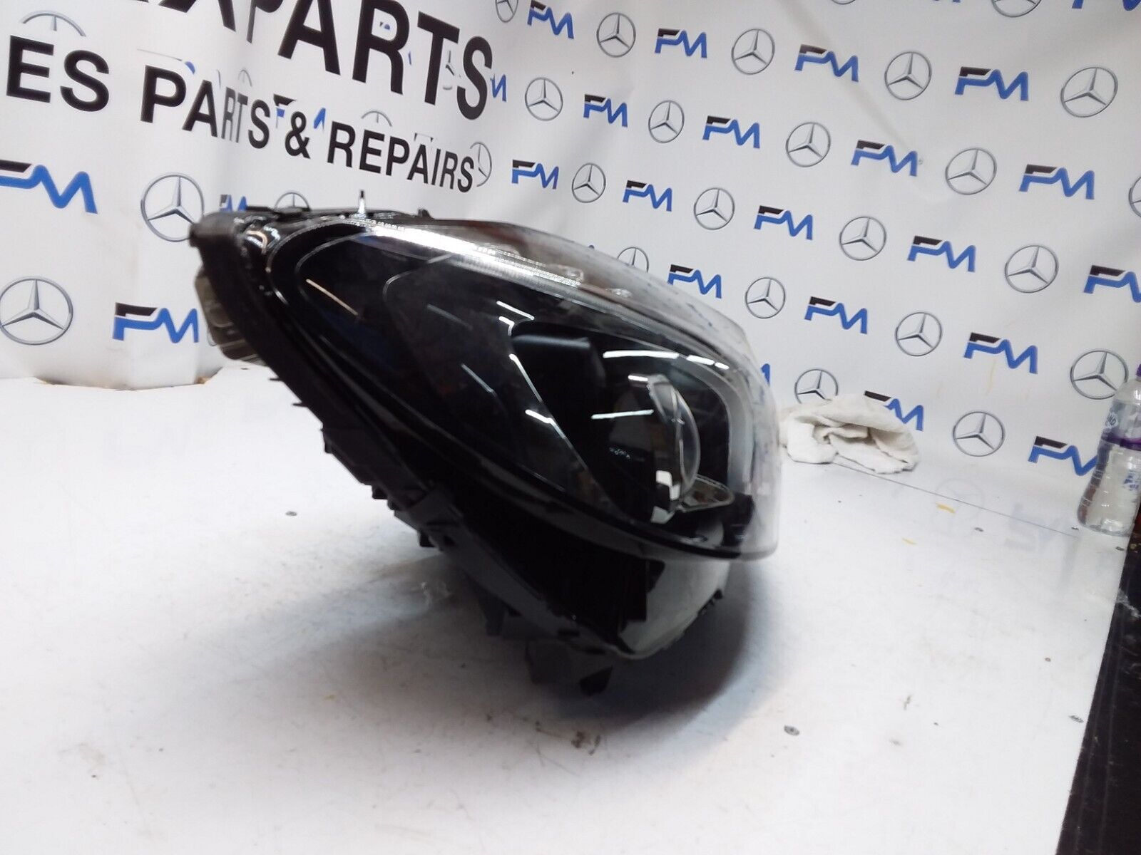 2018 MERCEDES C-CLASS W205 O/S HEADLIGHT  A2059062604 FMH55 LED HIGH PERFORMANCE