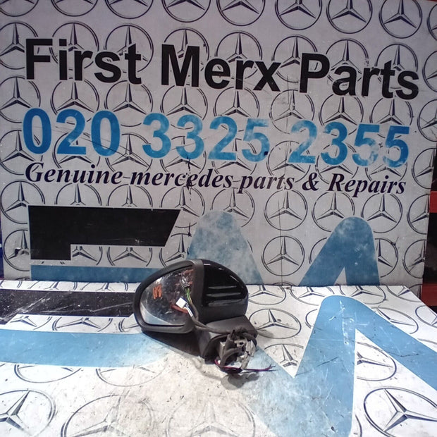 2018/2023 MERCEDES BENZ CLA C118 PASSENGER SIDE WING MIRROR A1188107902 -BLACK