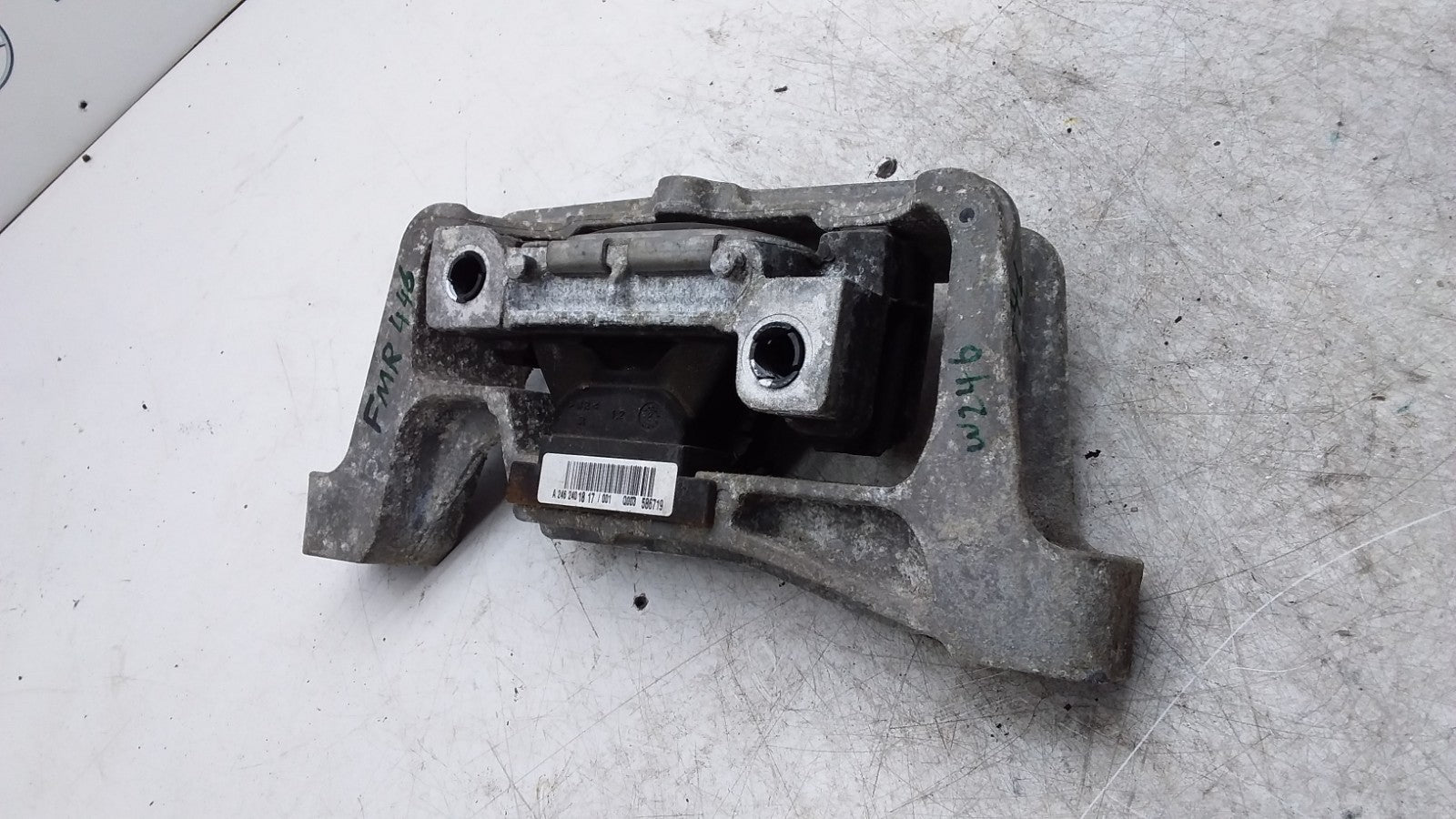 MERCEDES BENZ B-CLS W246 ENGINE MOUNT RIGHT SIDE DIESEL A2462401817 FMR446