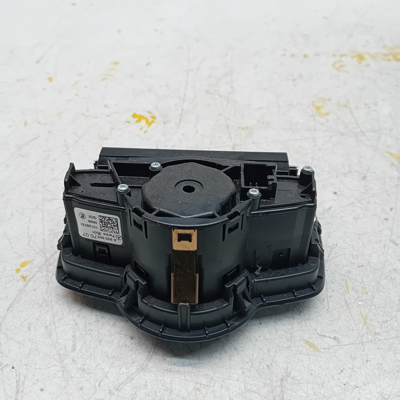 MERCEDES C-CLASS W205 HEADLIGHT CONTROL SWITCH 2014 A2059057007 FM001192