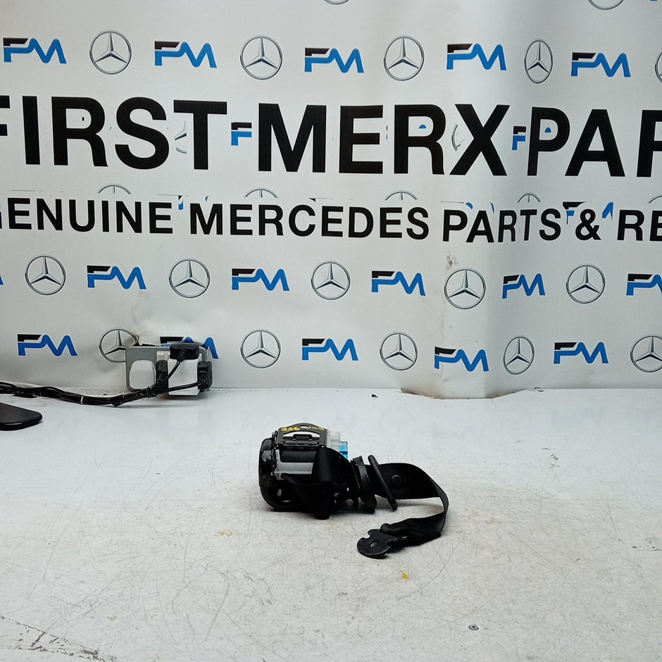 Mercedes Benz B-CLASS W246 SEAT BELT REAR DRIVER A2468600100 BLACK FM001237