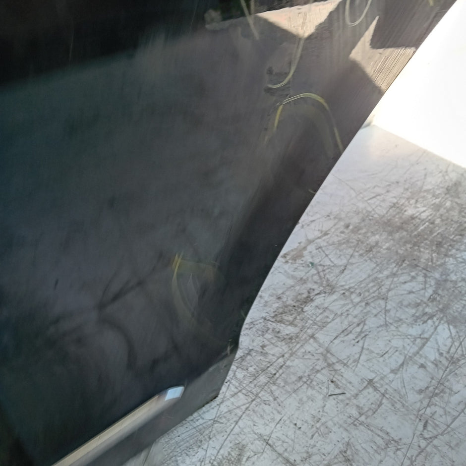MERCEDES BENZ  C-CLASS W204 EST PASSENGER REAR DOOR NSR BLACK 2008-14 FMD461