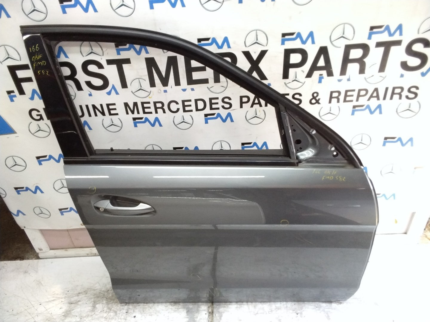 MERCEDES M-CLS W166  DRIVER REAR DOOR OSF GREY 2011-15 COMPLETE FMD582