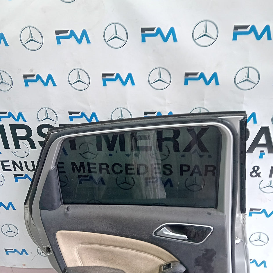 MERCEDES BENZ B-CLASS W246 PASSENGER SIDE REAR DOOR N/S/R SILVER COMPLETE FMD139
