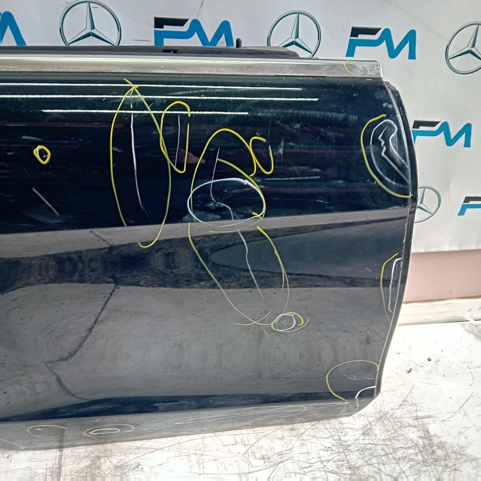 MERCEDES CLS W218 COUPE DRIVER SIDE REAR DOOR 2011-17 BLACK COMPLETE FMD173