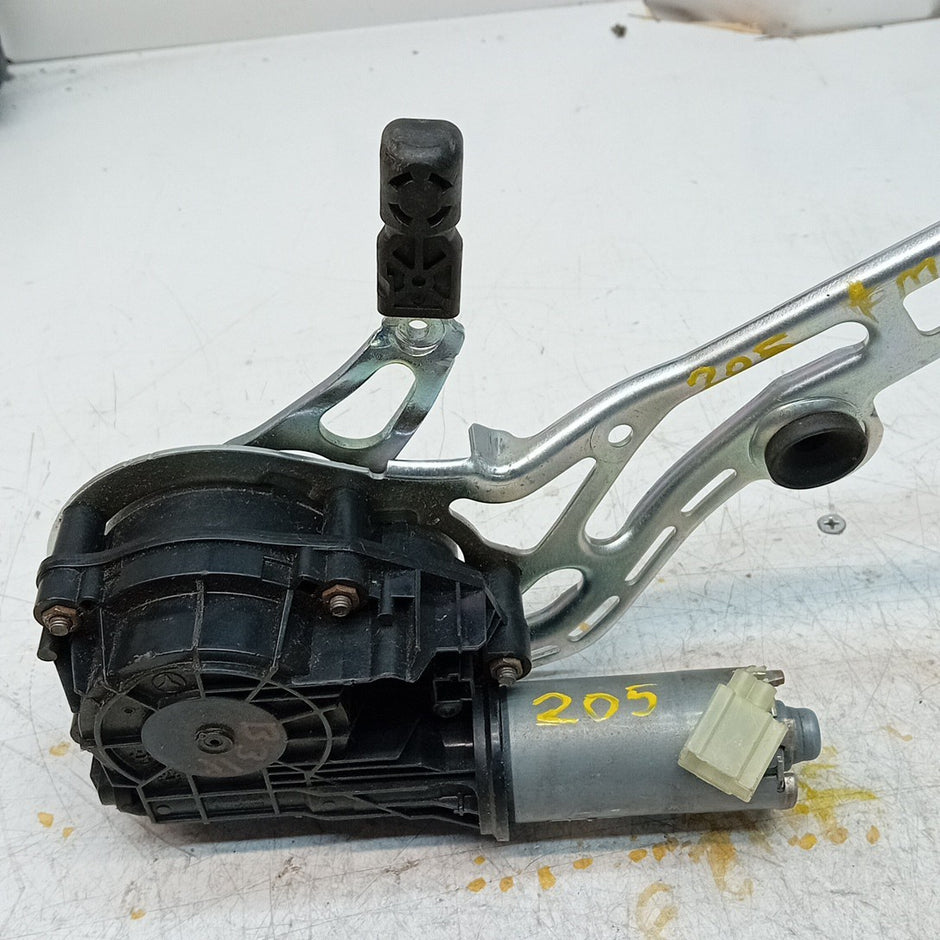 MERCEDES BENZ C-CLASS W205 TAILGATE POWER LIFT SOFT CLOSE 0390204 124 FM001264
