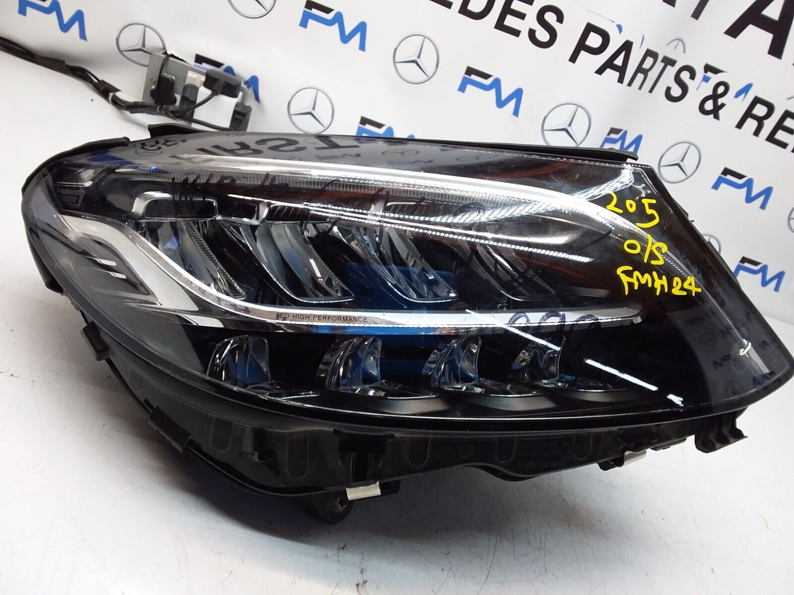 2020 MERCEDES C-CLASS W205 N/S Passenger Side Front Headlight A20539066006 FMH24