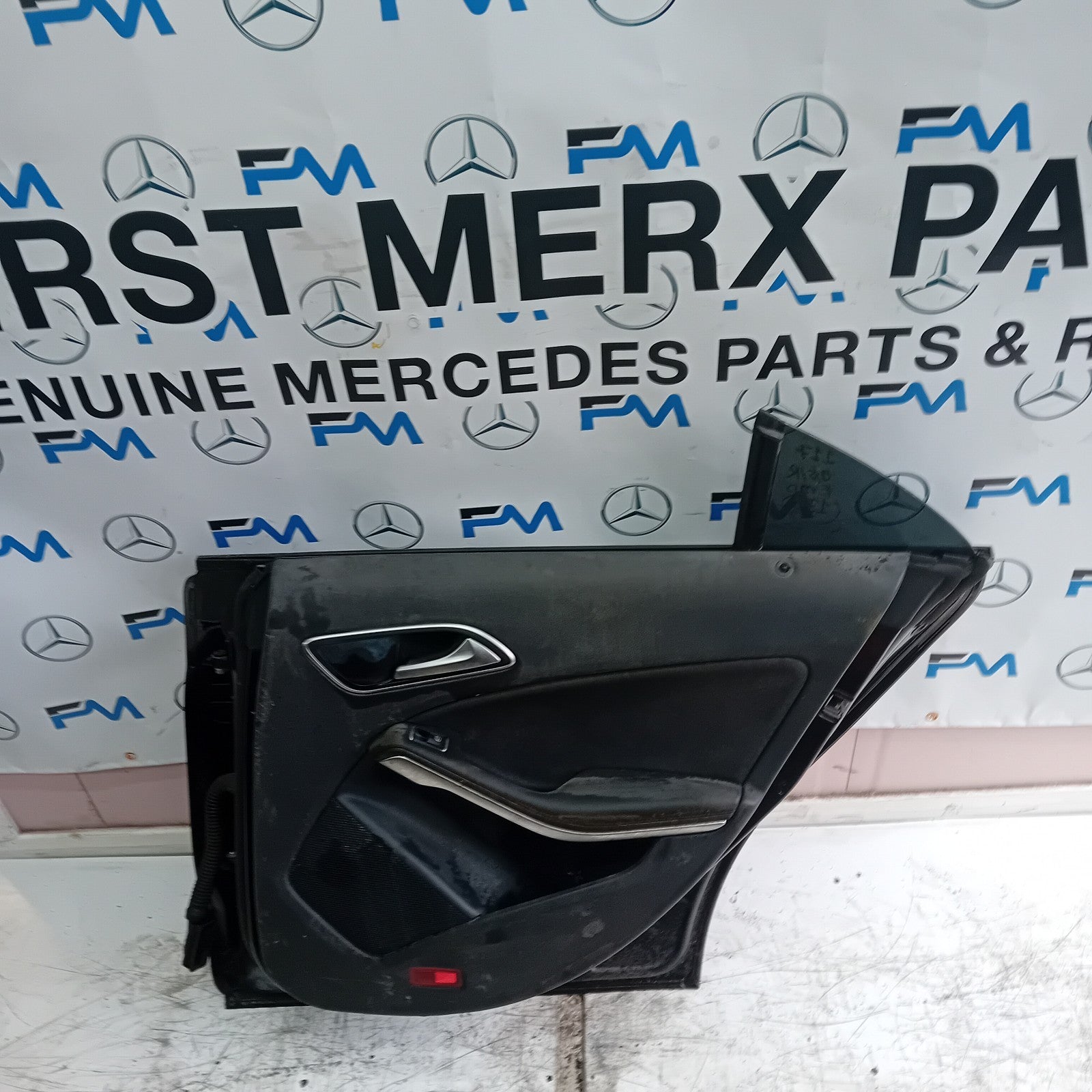 MERCEDES BENZ CLA W117 DRIVER SIDE REAR DOOR O/S/R BLACK COMPLETE FMD138