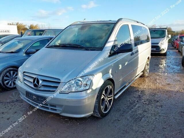 MERCEDES BENZ VITO W639 - BREAKING / FRONT & REAR BUMPER  AND WINGS