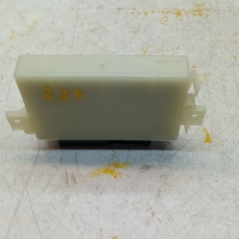MERCEDES E-CLASS W213 ADBLUE SCR CONTROL UNIT EGR ECU A0009007604 FM001284
