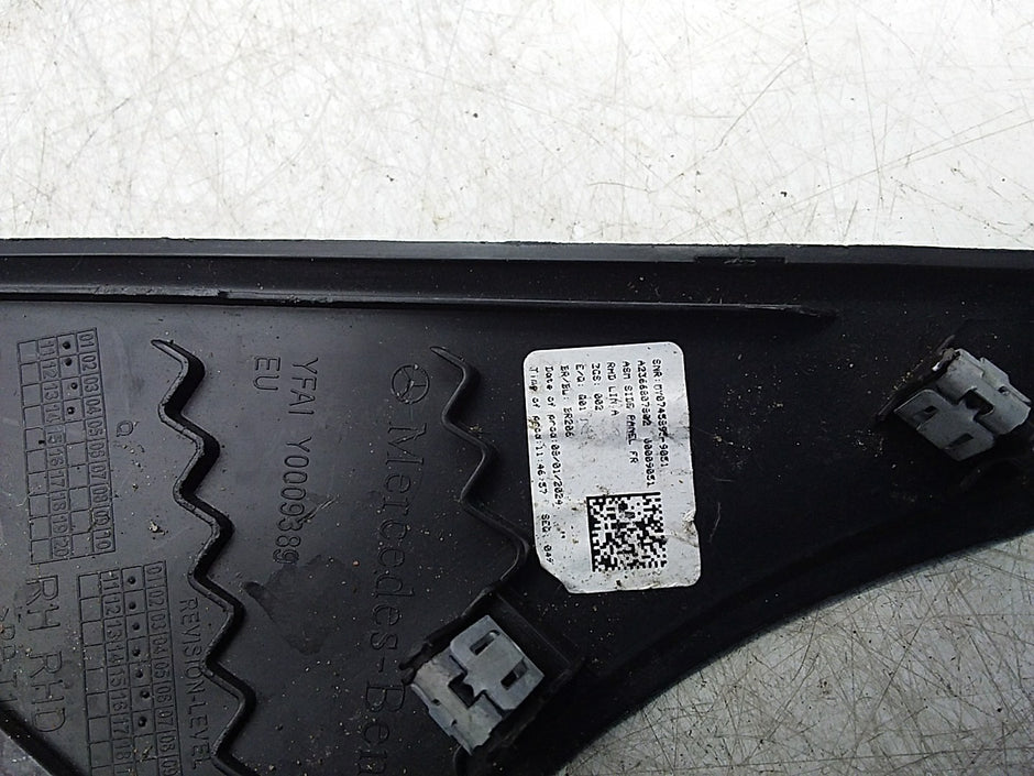 MERCEDES C-CLS W206 COVER TRIM DECOR CONSOLE A2366807802 FMR302