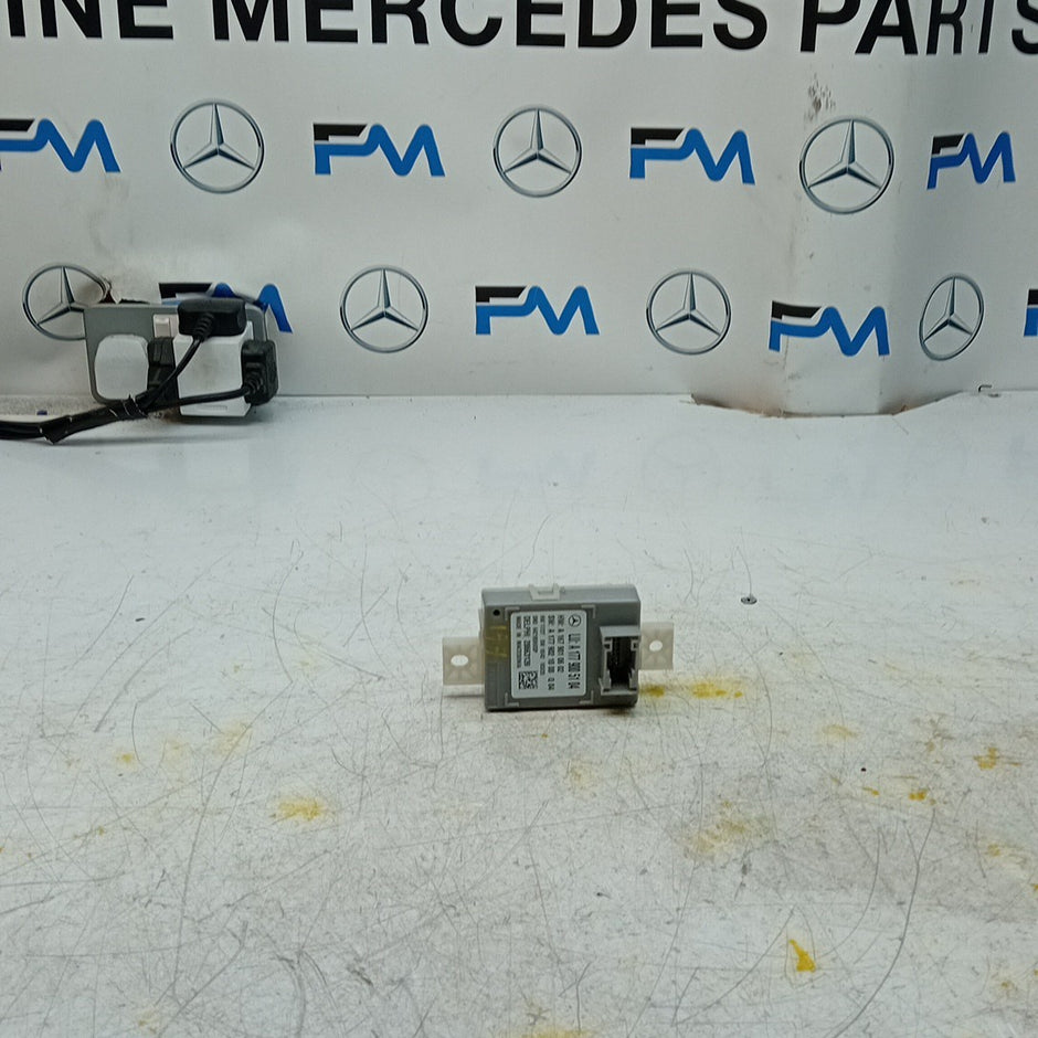 MERCEDES A-CLASS W177 2015  LIGHT CONTROL UNIT  A1779005104  FM001337